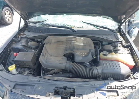 2018 Chrysler 300 Limited Awd from USA, damaged, VIN 2C3CCAKG0JH280217